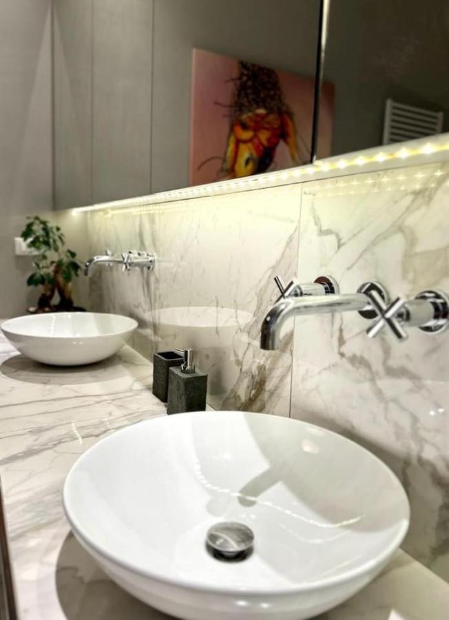 Bay Of Art Apartment Trieste Ngoại thất bức ảnh